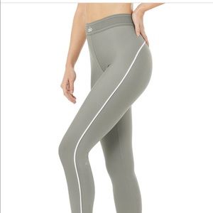 ⭐️ alo, Airlift High-Waist Suit Up Legging, S ⭐️